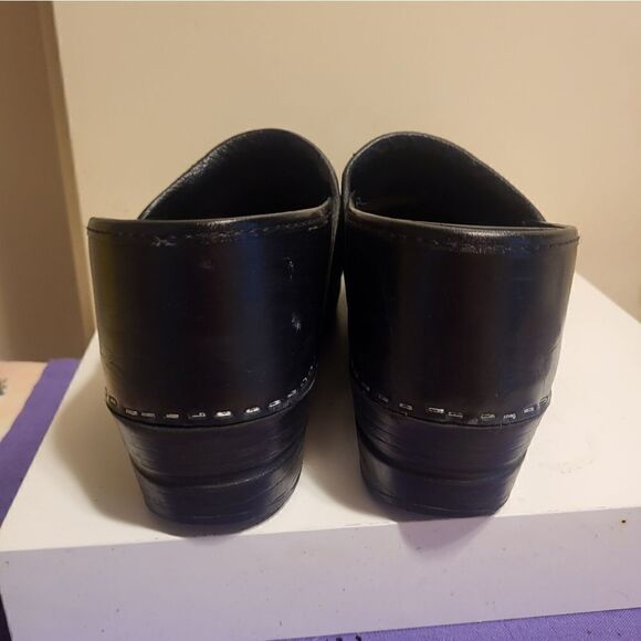 Dansko Professional Smooth Black Leather Closed Back Clogs Sz.11/41 Ret.$145 - Picture 5 of 7